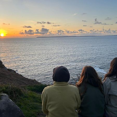 Ty Kergavan - calme et tranquilité au bord de la baie Poullan-sur-Mer Extérieur photo
